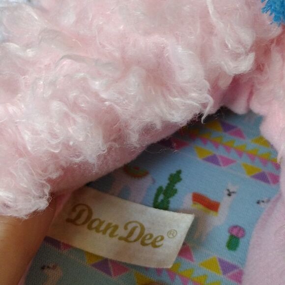 Dan Dee llama slippers - Picture 3 of 5